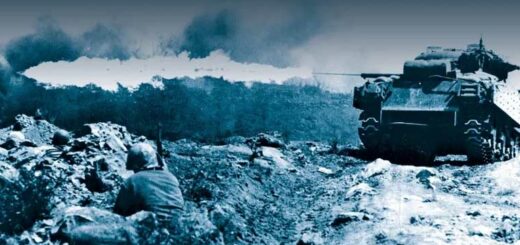 Pacyfik. Piekło było za oceanem : Wojna na Pacyfiku przedstawiona przez pryzmat losów pięciu ludzi: czterech amerykańskich żołnierzy piechoty morskiej i pilota marynarki wojennej. Brali oni udział w najważniejszych bitwach z Japończykami: od dramatycznej obrony półwyspu Bataan w 1942 roku do Iwo Jimy i krwawej kampanii na Okinawie w 1945 roku.