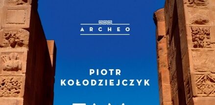 Tam, gdzie mieszka wiatr. Archeologiczne zagadki Bliskiego Wschodu : Kim byli pierwsi rolnicy i jak ich wynalazki zmieniły świat? W jaki sposób starożytne miasta wpłynęły na rozwój dzisiejszej edukacji? Czy globalny handel wyglądałby tak samo, gdyby nie antyczni kupcy? Co możemy powiedzieć o codziennym życiu kilka tysięcy lat temu analizując smak mansafu?