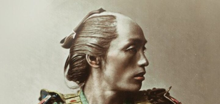 Samuraje. Prawdziwa historia : Od ponad wieku Zachód pasjonuje się postacią japońskiego wojownika, który stał się symbolem wyjątkowości Japonii i ambicji młodego, nowoczesnego państwa, a następnie jego spektakularnego odrodzenia się z popiołów nuklearnej apokalipsy.