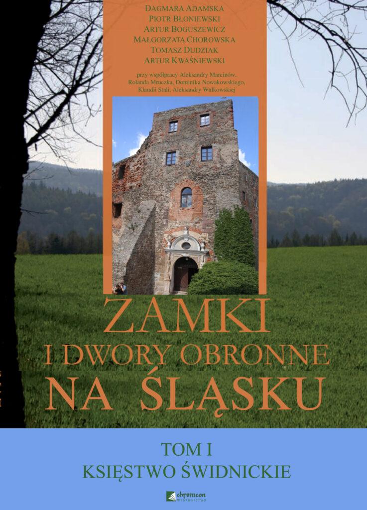 Zamki i dwory obronne na śląsku tom I Księstwo Świdnickie : kocham zamki, redaktorka naczelna także kocha zamki, mamy z kilkoma piękne wspomnienia. Kiedy tylko jesteśmy na śląsku, staramy się odwiedzić jakiś zamek. Książka którą prezentujemy jest katalogiem zamków, pełnym ciekawych informacji uzupełnionych wartościową ikonografią.